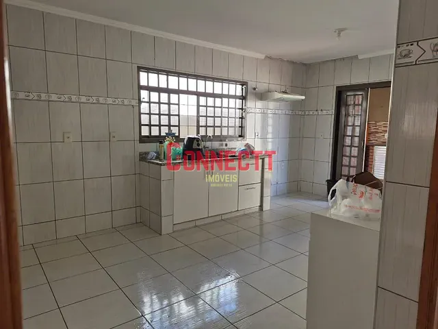 Casa com 203m² 3 quartos e 2 banheiros, à venda, no bairro Jardim Professor Antônio Palocci em Ribeirão Preto