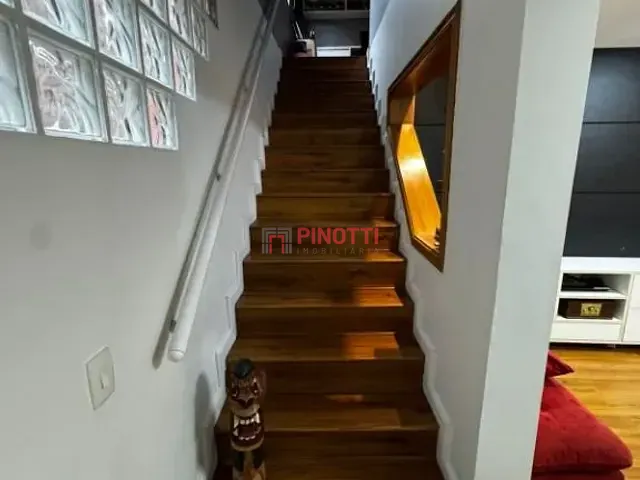 Casa 2 quartos e 3 banheiros, à venda, no bairro Montanhão em São Bernardo do Campo