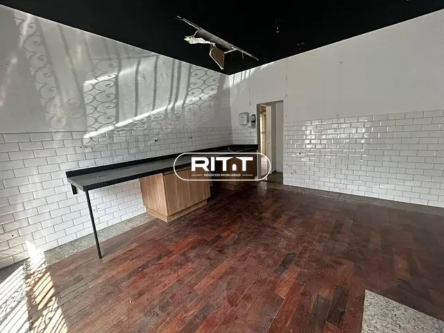 Casa com 320m², à venda, no bairro Cambuí em Campinas