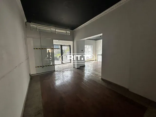 Casa com 320m², à venda, no bairro Cambuí em Campinas