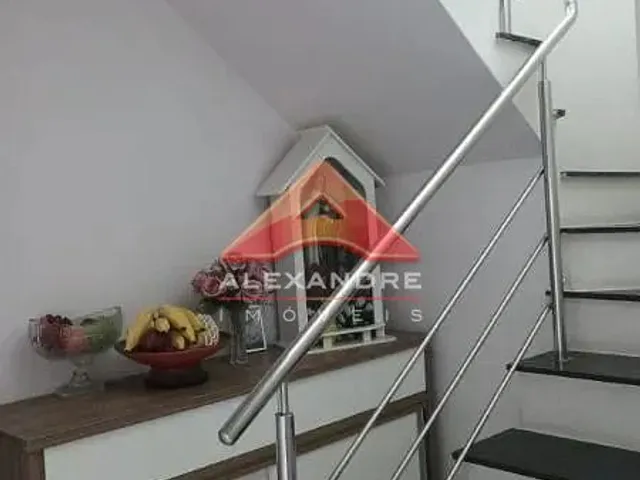 Casa com 10m² 3 quartos e 1 banheiro, à venda, no bairro Jardim Ismênia em São José Dos Campos