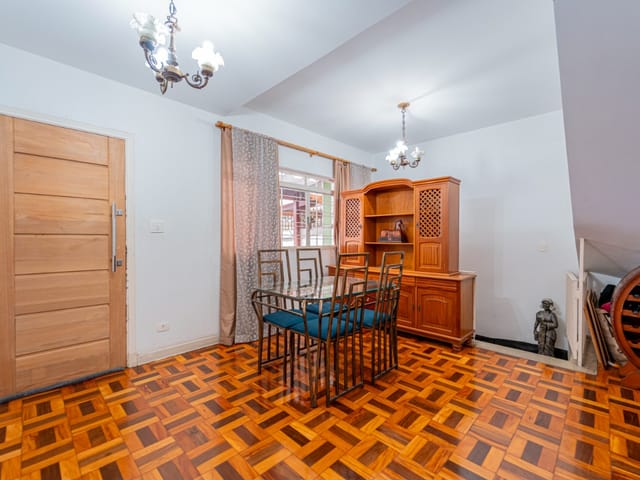 Casa com 180m² 3 quartos e 4 banheiros, à venda, no bairro Planalto Paulista em São Paulo