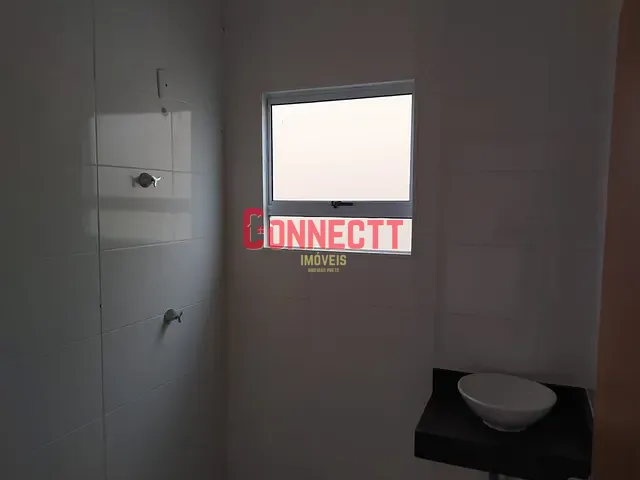 Casa 2 quartos e 1 banheiro, à venda, no bairro Santa Iria em Ribeirão Preto