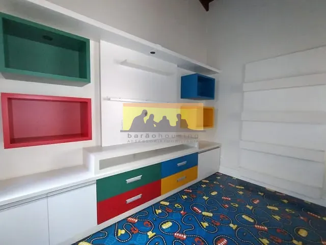 Casa com 300m² 3 quartos e 3 banheiros, à venda, no bairro Betel em Paulínia