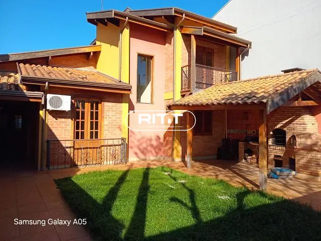 Casa com 250m² 3 quartos e 2 banheiros, à venda, no bairro Residencial Terras do Barão em Campinas