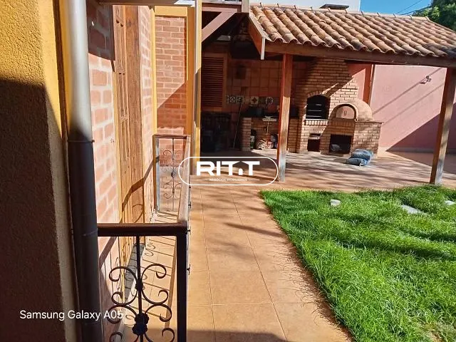Casa com 250m² 3 quartos e 2 banheiros, à venda, no bairro Residencial Terras do Barão em Campinas