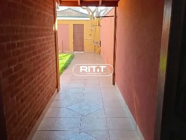 Casa com 250m² 3 quartos e 2 banheiros, à venda, no bairro Residencial Terras do Barão em Campinas