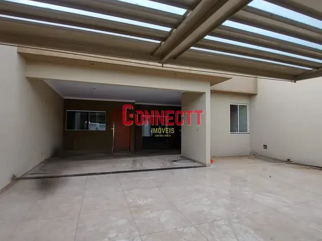 Casa com 250m² 3 quartos e 2 banheiros, à venda, no bairro Jardim Maria Imaculada I em Brodowski