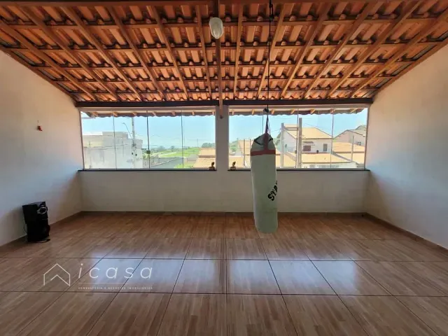 Casa com 175m² 4 quartos e 4 banheiros, à venda, no bairro Parque Residencial Santo André em Caçapava