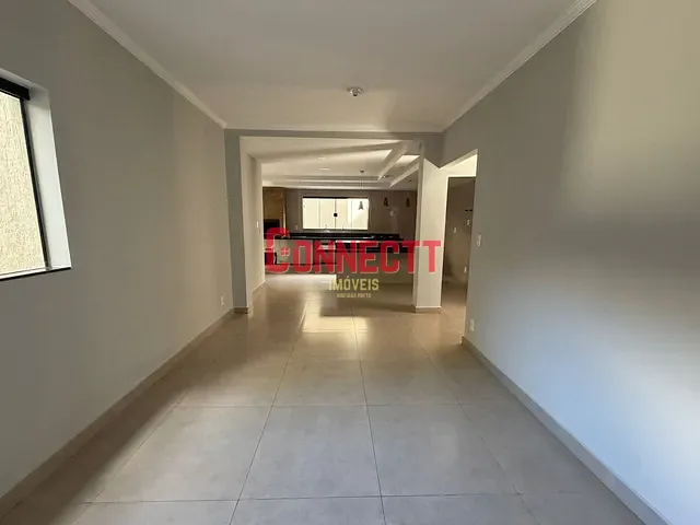 Casa com 250m² 3 quartos e 5 banheiros, à venda, no bairro Jardim Alexandre Balbo em Ribeirão Preto