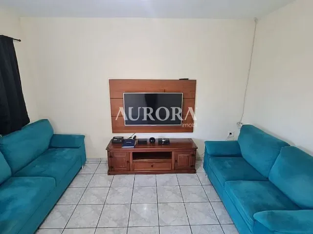 Casa com 300m² 3 quartos e 2 banheiros, à venda, no bairro Bandeirantes em Londrina