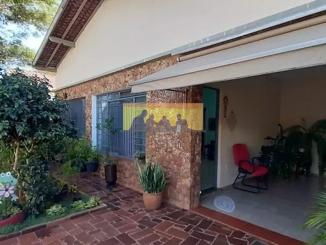 Casa com 340m² 3 quartos e 1 banheiro, à venda, no bairro Jardim Santa Genebra II (Barão Geraldo) em Campinas