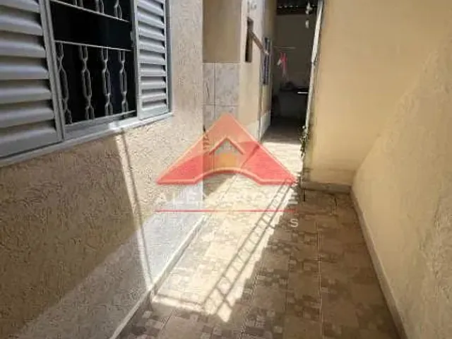Casa com 140m² 2 quartos e 2 banheiros, à venda, no bairro Residencial Santa Paula em Jacareí
