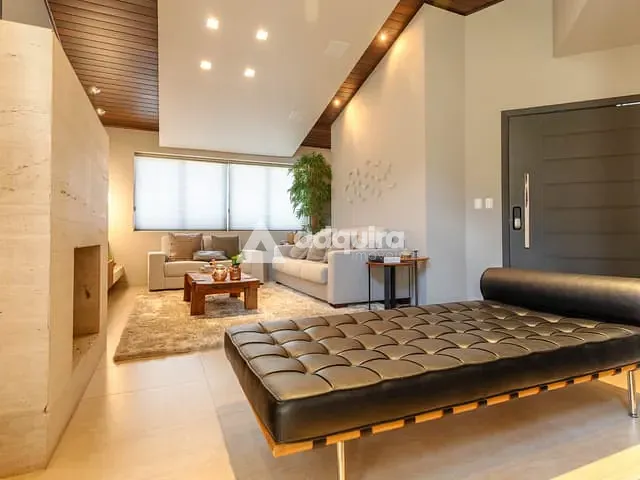 Casa com 627m² 4 quartos e 6 banheiros, à venda, no bairro Estrela em Ponta Grossa