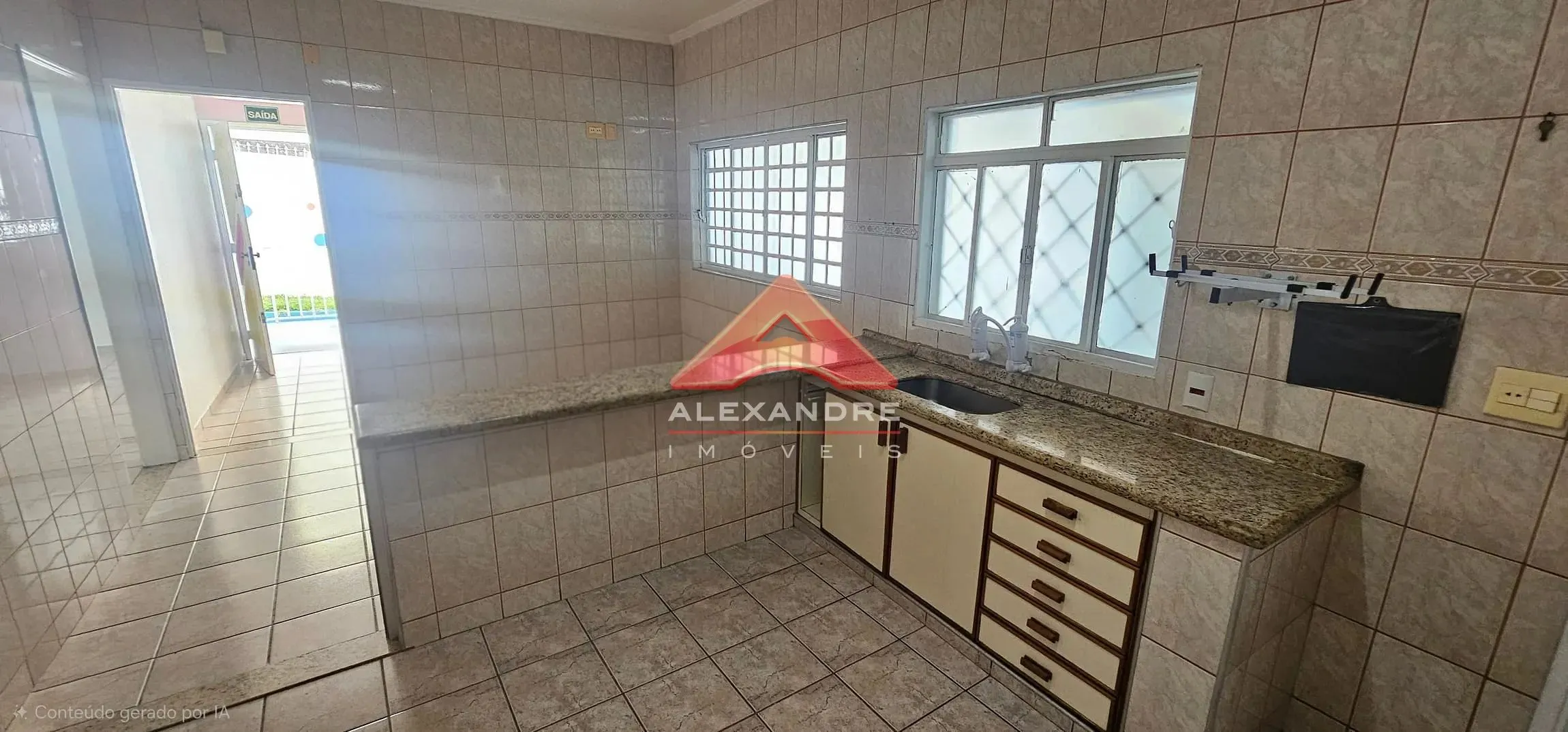 Casa, 3 quartos, 220 m² - Foto 13