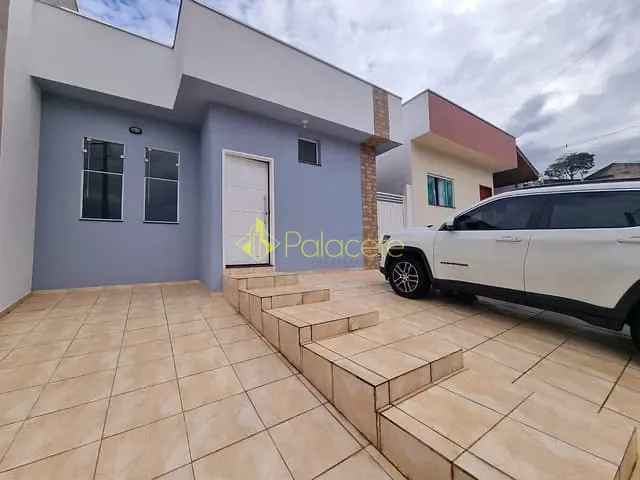 Casa com 200m² 3 quartos e 2 banheiros, à venda, no bairro Parque São Domingos em Pindamonhangaba