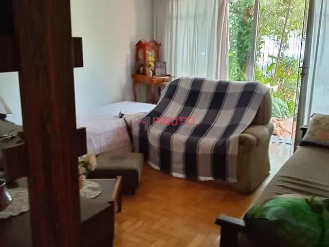 Casa 2 quartos e 2 banheiros, à venda, no bairro Centro em São Bernardo do Campo