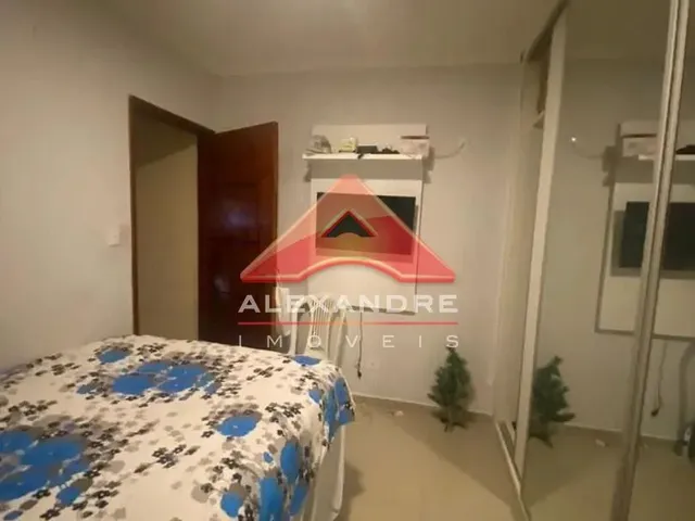 Casa com 143m² 2 quartos e 2 banheiros, à venda, no bairro Vila Tesouro em São José Dos Campos