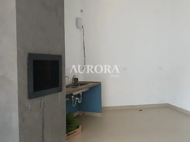 Casa com 550m² 5 quartos e 5 banheiros, para alugar, no bairro Bancários em Londrina