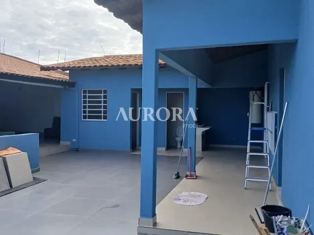 Casa com 550m² 5 quartos e 5 banheiros, para alugar, no bairro Bancários em Londrina