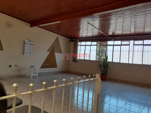 Casa 3 quartos e 5 banheiros, à venda, no bairro Vila Netuno em São Bernardo do Campo