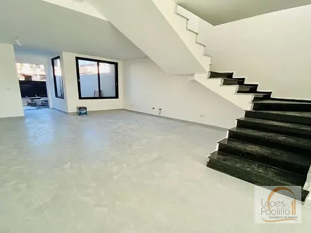 Casa com 150m² 3 quartos e 2 banheiros, à venda, no bairro Jardim Alvinópolis em Atibaia