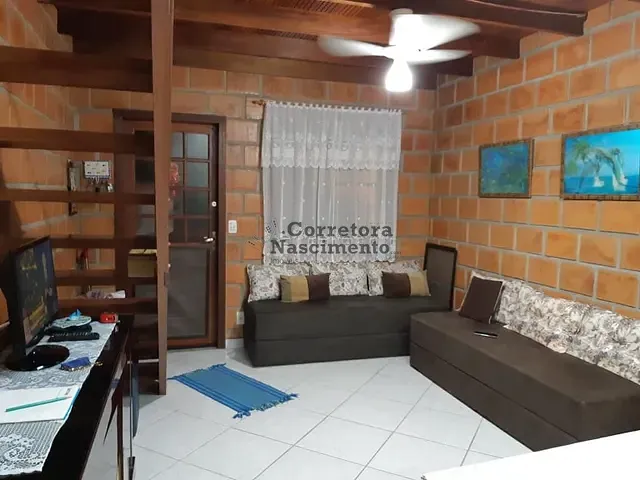 Casa com 47m² 2 quartos e 1 banheiro, à venda, no bairro Martim de Sá em Caraguatatuba