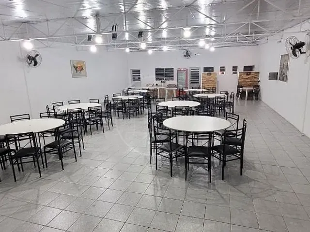 Casa com 500m² 3 quartos e 4 banheiros, à venda ou para alugar, no bairro Veleiros em São Paulo