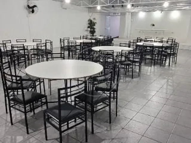 Casa com 500m² 3 quartos e 4 banheiros, à venda ou para alugar, no bairro Veleiros em São Paulo
