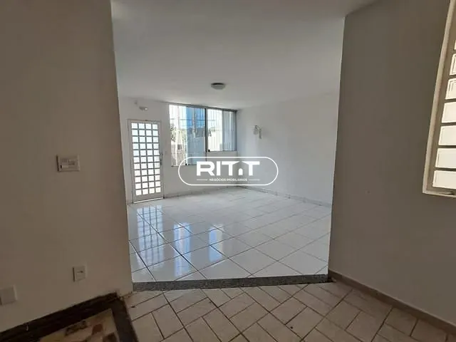 Casa com 318m², para alugar, no bairro CAMBUI em Campinas