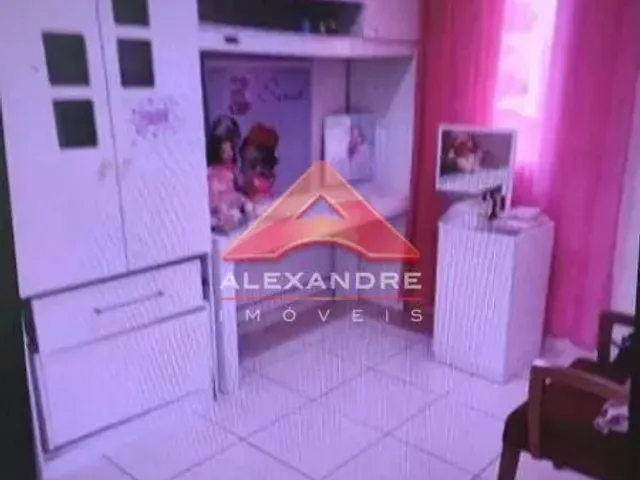 Casa com 124m² 3 quartos e 1 banheiro, à venda, no bairro Eugênio de Mello em São José Dos Campos