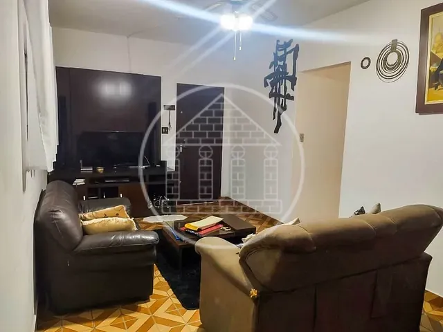 Casa com 300m² 3 quartos e 2 banheiros, à venda, no bairro Vila Campo Grande em São Paulo