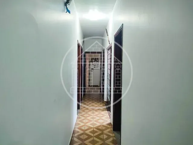 Casa com 300m² 3 quartos e 2 banheiros, à venda, no bairro Vila Campo Grande em São Paulo