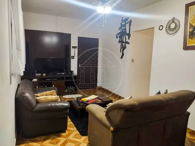 Casa com 300m² 3 quartos e 2 banheiros, à venda, no bairro Vila Campo Grande em São Paulo