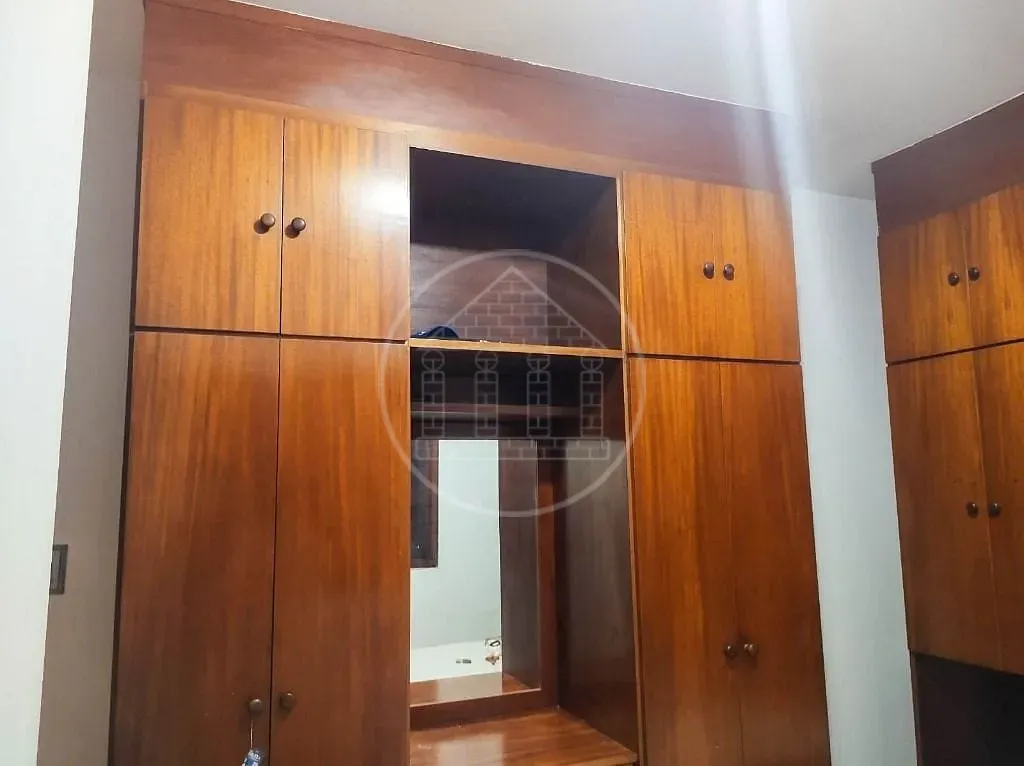 Casa, 3 quartos, 211 m² - Foto 9