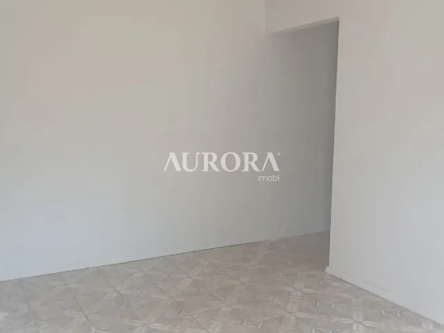 Casa com 125m² 2 quartos e 1 banheiro, para alugar, no bairro Jardim Sabara em Londrina
