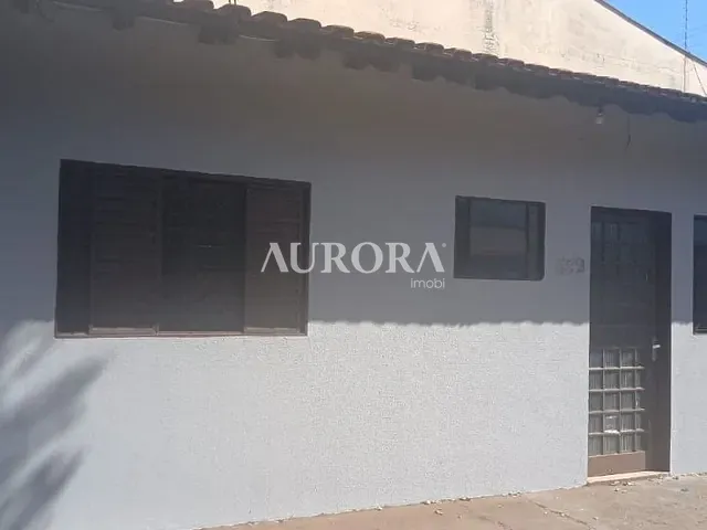 Casa com 125m² 2 quartos e 1 banheiro, para alugar, no bairro Jardim Sabara em Londrina