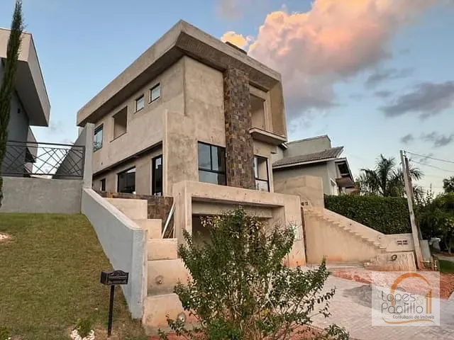 Casa com 300m² 3 quartos e 4 banheiros, à venda, no bairro Condomínio Atibaia Park I em Atibaia