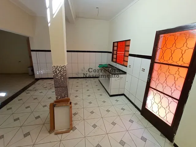 Casa com 1m² 3 quartos e 2 banheiros, à venda, no bairro Jardim Santo Antônio da Boa Vista em Jacareí