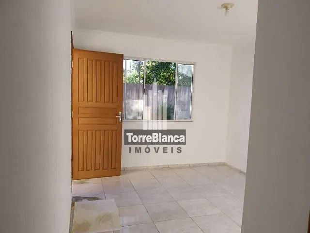 Casa 2 quartos e 1 banheiro, à venda, no bairro Cará-cará em Ponta Grossa