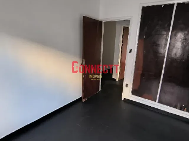 Casa 3 quartos e 2 banheiros, à venda, no bairro Vila Elisa em Ribeirão Preto
