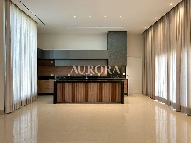 Casa com 665m² 4 quartos e 5 banheiros, à venda, no bairro Jardim Tarobá em Cambé