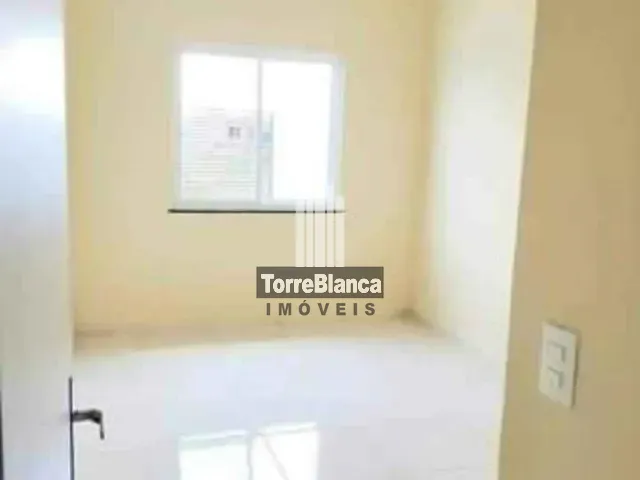 Casa 2 quartos e 1 banheiro, à venda, no bairro Cará-cará em Ponta Grossa