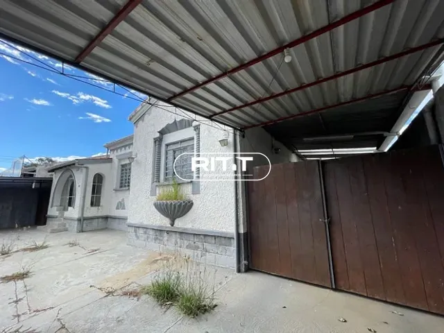 Casa com 484m², para alugar, no bairro Taquaral em Campinas