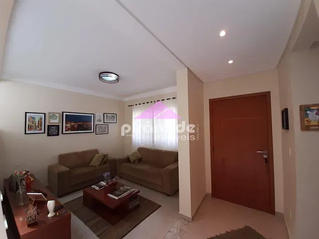 Casa com 250m² 4 quartos e 4 banheiros, à venda, no bairro Urbanova em São José dos Campos