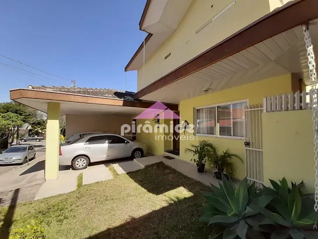 Casa com 250m² 4 quartos e 4 banheiros, à venda, no bairro Urbanova em São José dos Campos