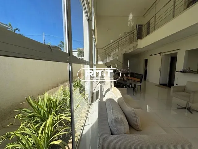 Casa com 500m² 4 quartos e 6 banheiros, à venda, no bairro Jardim Europa em Valinhos