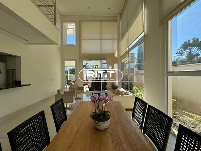 Casa com 500m² 4 quartos e 6 banheiros, à venda, no bairro Jardim Europa em Valinhos