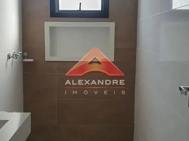 Casa com 360m² 3 quartos e 3 banheiros, à venda, no bairro Piedade em Caçapava