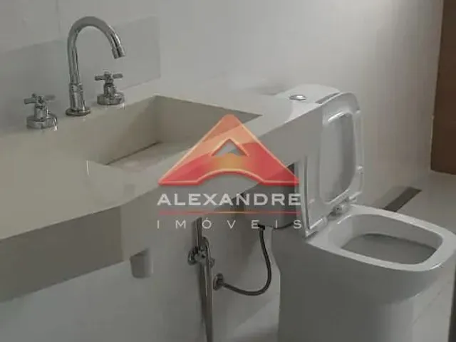 Casa com 360m² 3 quartos e 3 banheiros, à venda, no bairro Piedade em Caçapava